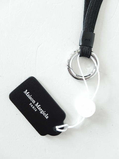 Maison Margiela【メゾンマルジェラ】正規取り扱い店、通販可能 ON